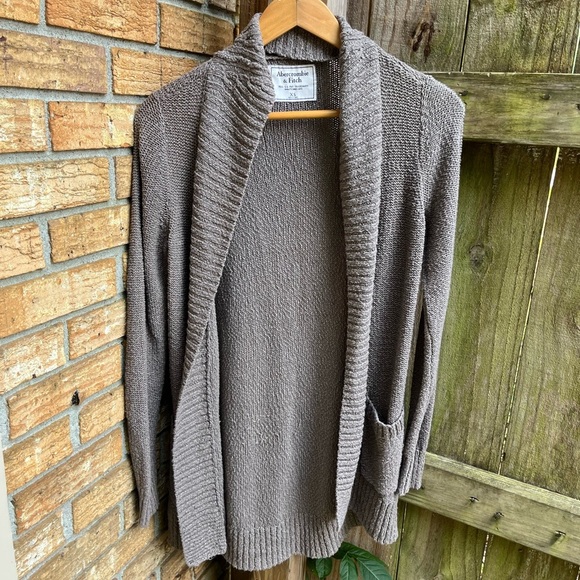 Abercrombie & Fitch Women's Taupe Cardigan - Picture 1 of 3